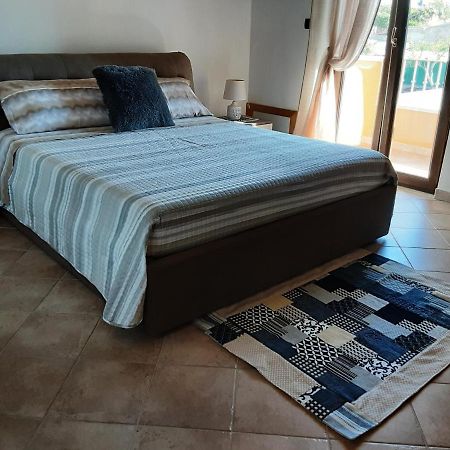 Tre Stelle Bed & Breakfast Порто Торес Екстериор снимка